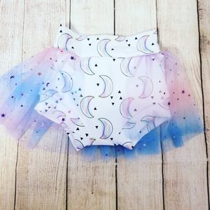 Moon skirted bummies size 18 to 24 months
